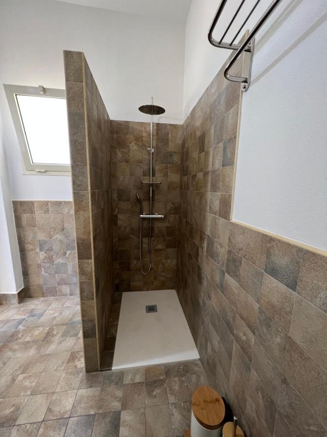 Casa Vacanze Mare Fuori คาโปแตร์รา ภายนอก รูปภาพ
