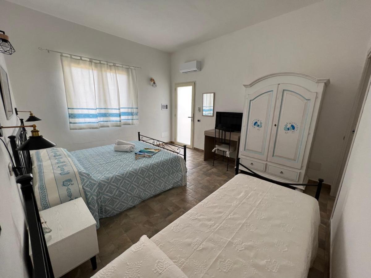 Casa Vacanze Mare Fuori คาโปแตร์รา ภายนอก รูปภาพ