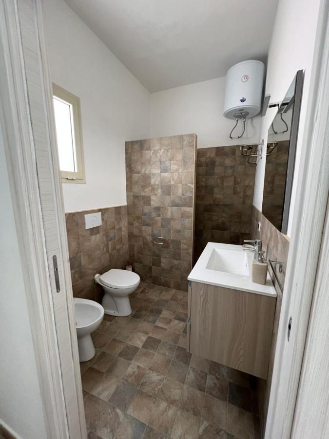 Casa Vacanze Mare Fuori คาโปแตร์รา ภายนอก รูปภาพ