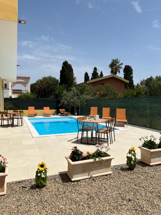 Casa Vacanze Mare Fuori คาโปแตร์รา ภายนอก รูปภาพ